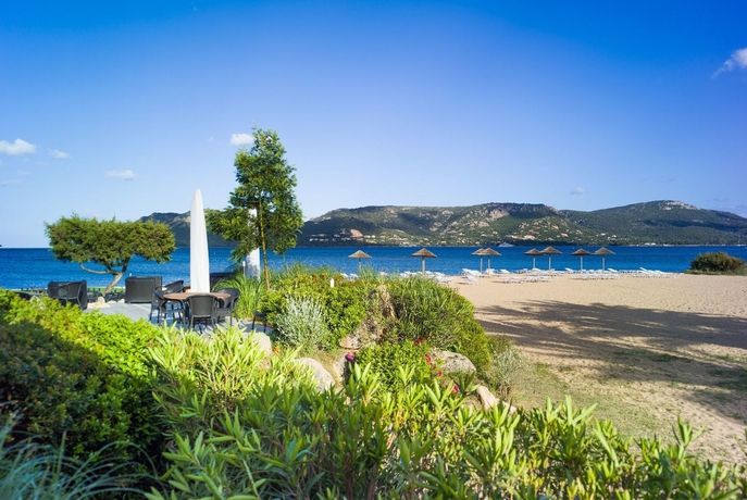 Imagen de los exteriores del Hotel Marina Corsica. Foto 9