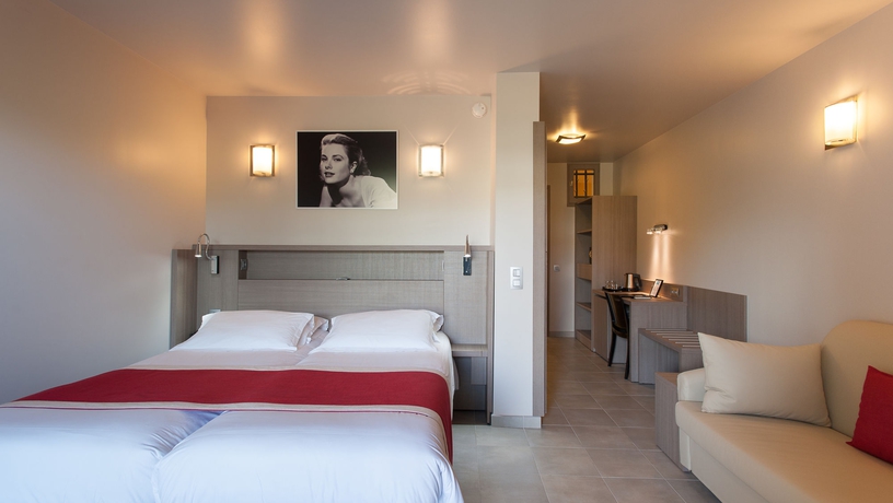 Imagen de los interiores del Hotel Marina Corsica. Foto 12