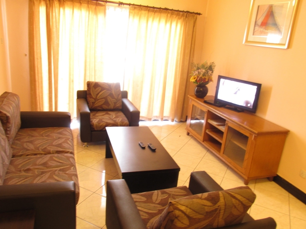 Imagen de los interiores del Hotel Marina Court Resort Condominium. Foto 12