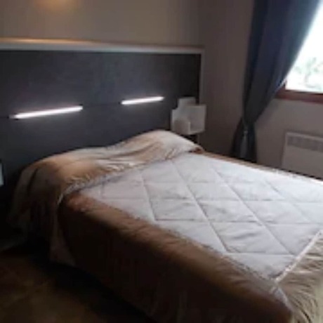 Imagen de la habitación del Hotel Marina D\'arone. Foto 12