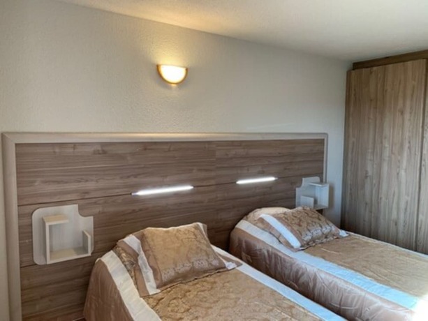 Imagen general del Hotel Marina D\'arone. Foto 9