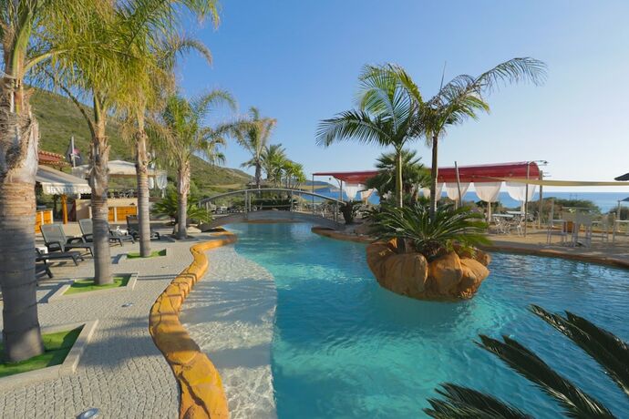 Imagen general del Hotel Marina D\'arone. Foto 10