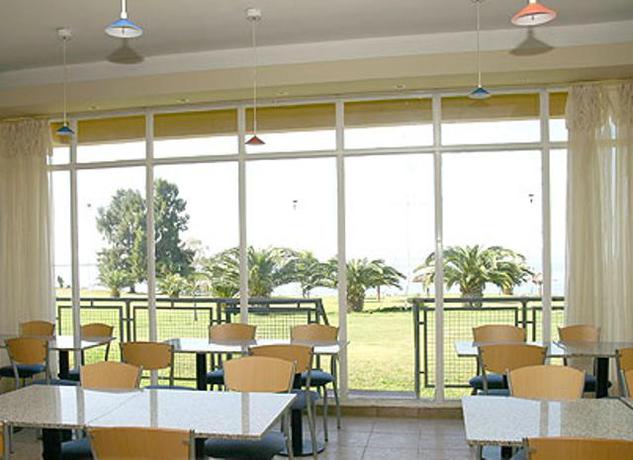 Imagen general del Hotel Marina Del Faro Resort. Foto 6