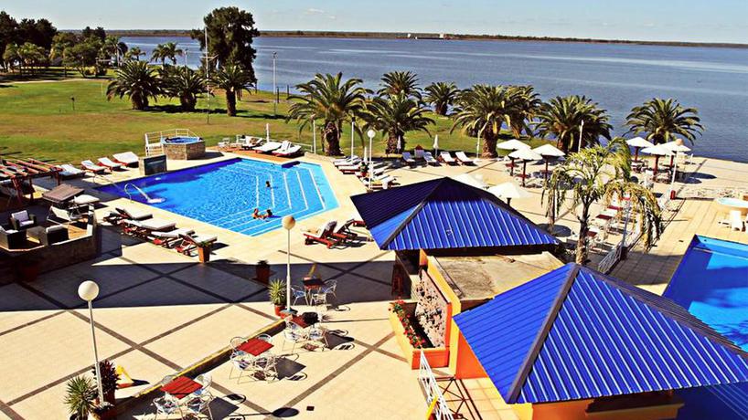 Imagen general del Hotel Marina Del Faro Resort. Foto 14