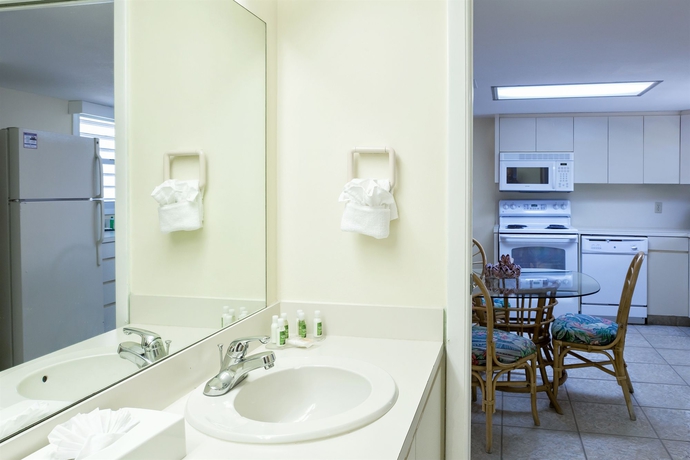 Imagen de la habitación del Hotel Marina Del Mar Resort and Marina. Foto 5