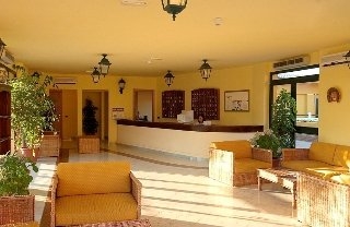 Imagen general del Hotel Marina Del Marchese Beach Resort. Foto 4