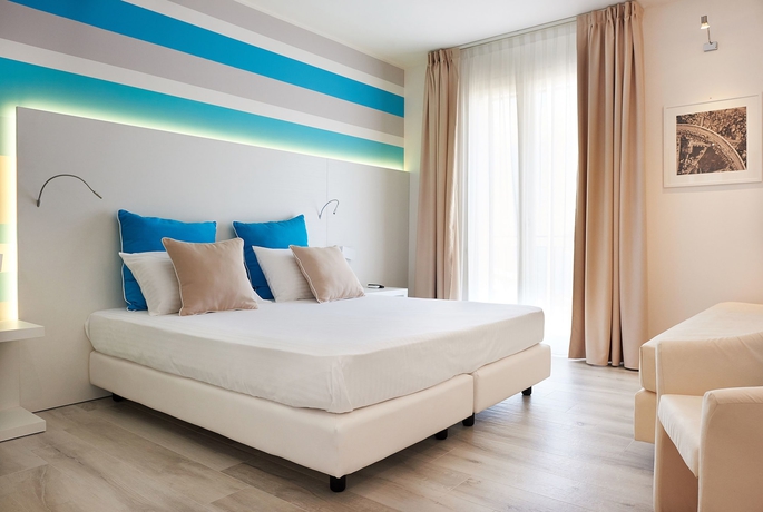 Imagen de la habitación del Hotel Marina Di Petrolo and Spa. Foto 3