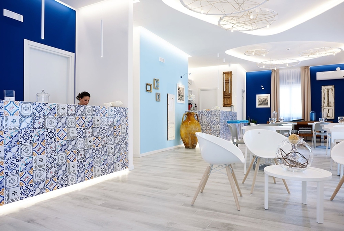 Imagen de los interiores del Hotel Marina Di Petrolo and Spa. Foto 15