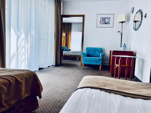 Imagen de la habitación del Hotel Marina Diana. Foto 7