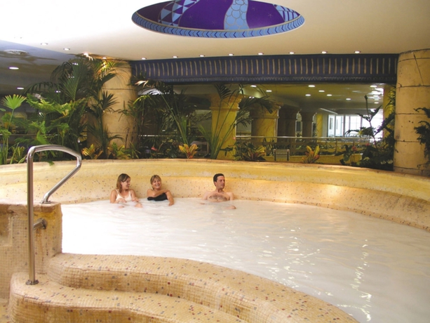 Imagen de los interiores del Hotel Marina D'or 5. Foto 21