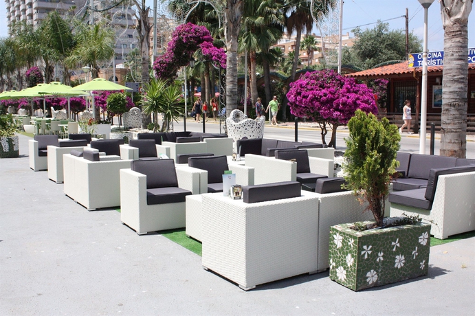 Imagen del bar/restaurante del Hotel Marina D'or 5. Foto 4