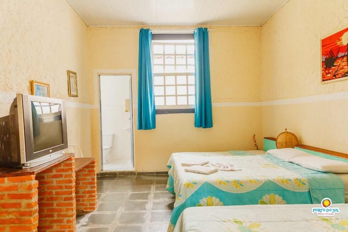 Imagen de la habitación del Hotel Marina E Pousada Porto Do Sol. Foto 10