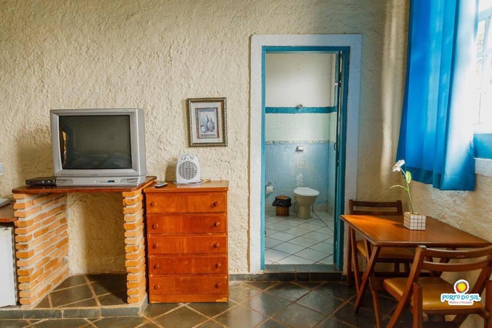 Imagen de la habitación del Hotel Marina E Pousada Porto Do Sol. Foto 12