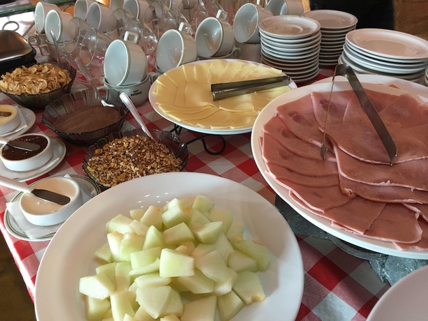 Imagen del bar/restaurante del Hotel Marina E Pousada Porto Do Sol. Foto 6