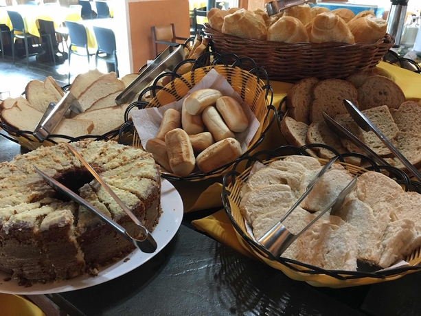 Imagen del bar/restaurante del Hotel Marina E Pousada Porto Do Sol. Foto 7