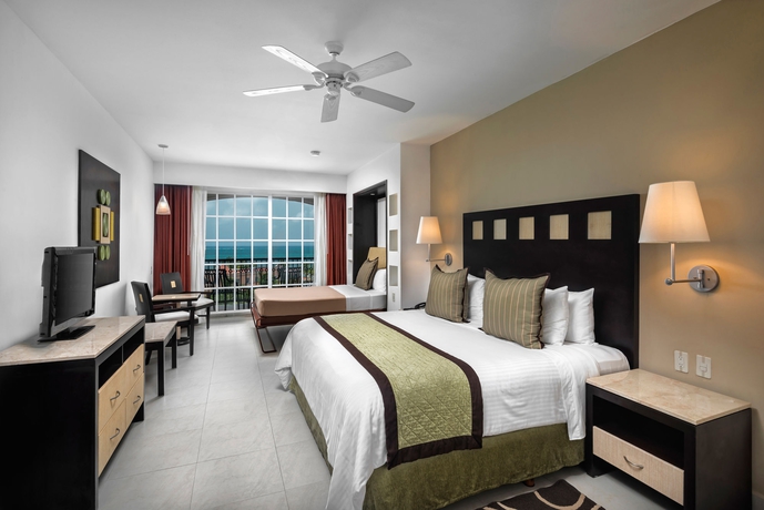 Imagen de la habitación del Hotel Marina El Cid Spa and Beach Resort All Inclusive. Foto 6