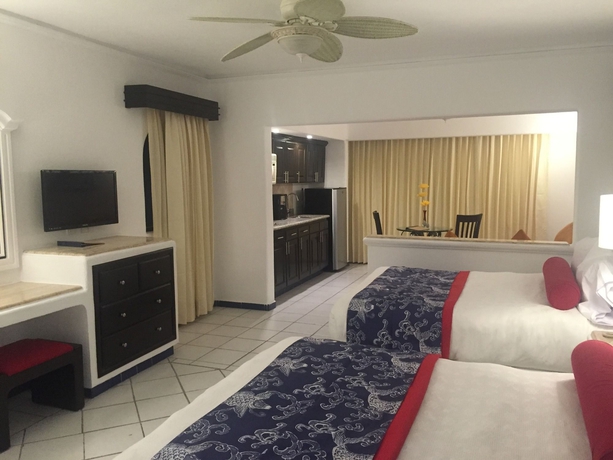 Imagen de la habitación del Hotel Marina Fiesta Resort and Spa. Foto 5