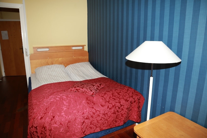 Imagen de la habitación del Hotel Marina, Grenaa. Foto 6