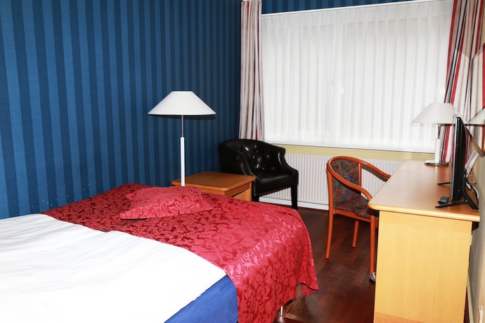 Imagen de la habitación del Hotel Marina, Grenaa. Foto 7