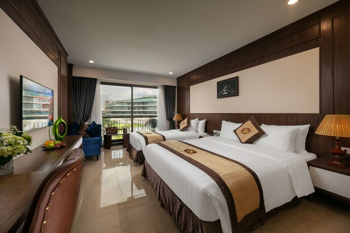 Imagen de la habitación del Hotel Marina Hanoi. Foto 13