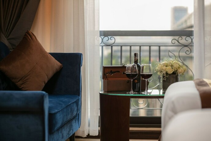 Imagen de la habitación del Hotel Marina Hanoi. Foto 24