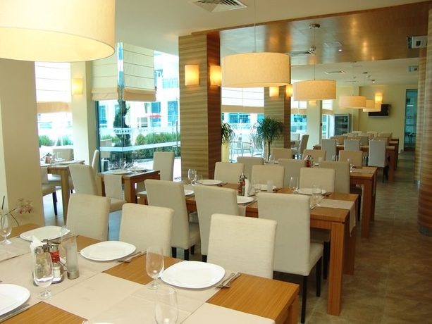 Imagen general del Hotel Marina Holiday Club and Spa. Foto 7