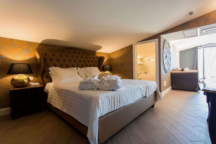 Imagen de la habitación del Hotel Marina Holiday Resort and Spa. Foto 5