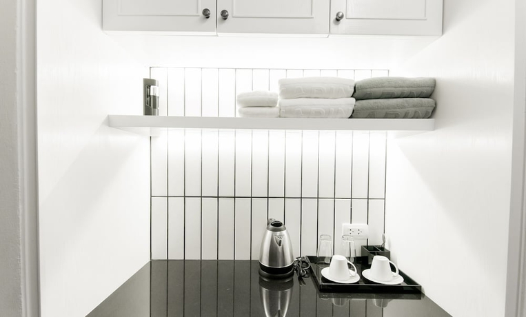 Imagen de la habitación del Hotel Marina House MUAYTHAI Ta-iad Phuket. Foto 13