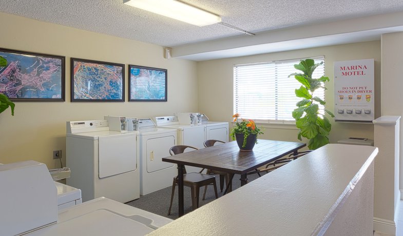 Imagen de los interiores del Hotel Marina Inn And Suites Chalmette - New Orleans. Foto 18