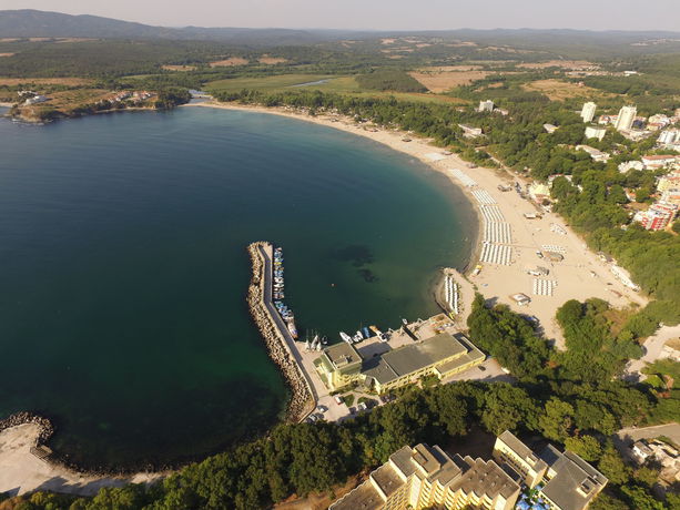 Imagen de los exteriores del Hotel Marina, Kiten. Foto 14