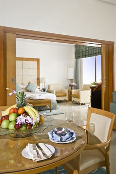 Imagen de la habitación del Hotel Marina Kuwait. Foto 8