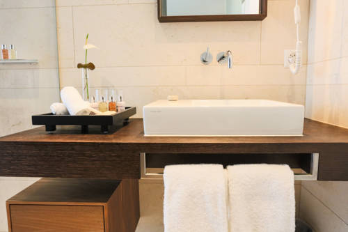 Imagen de la habitación del Hotel Marina Lachen. Foto 14