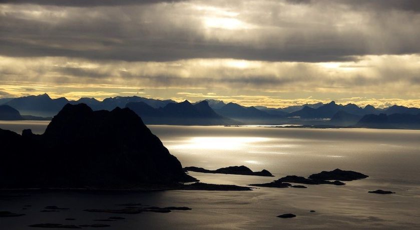 Imagen general del Hotel Marina Lofoten. Foto 5