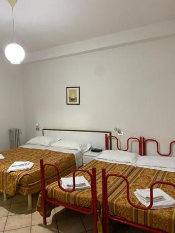 Imagen de la habitación del Hotel Marina, Montecatini Terme. Foto 12