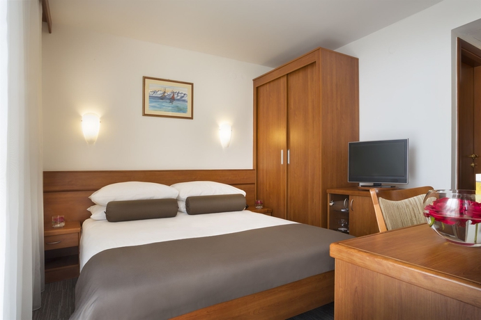 Imagen de la habitación del Hotel Marina, Moscenicka Draga. Foto 9