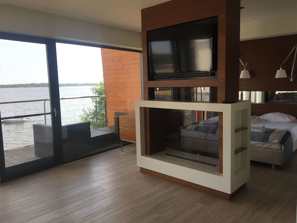 Imagen de la habitación del Hotel Marina Nawigator. Foto 9