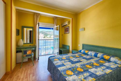Imagen de la habitación del Hotel Marina, Oropesa del Mar. Foto 5