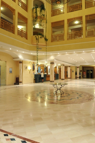 Imagen de los interiores del Hotel Marina Palace. Foto 13