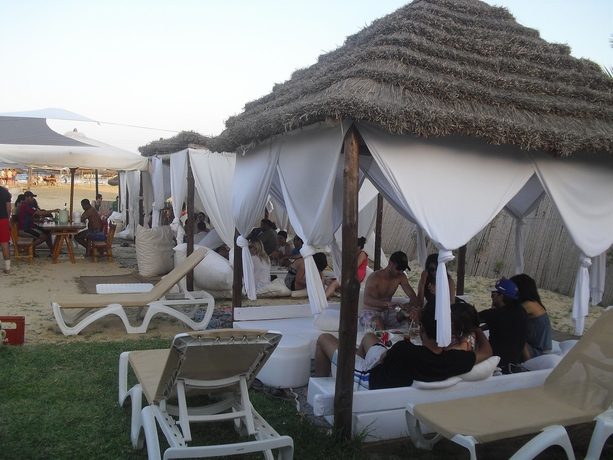 Imagen de los exteriores del Hotel Marina Palace. Foto 10