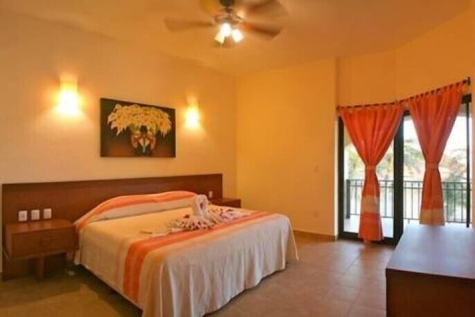 Imagen de la habitación del Hotel Marina Park Plaza Condos. Foto 20