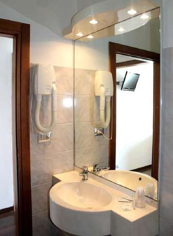 Imagen de la habitación del Hotel Marina, Piani di Celle. Foto 13