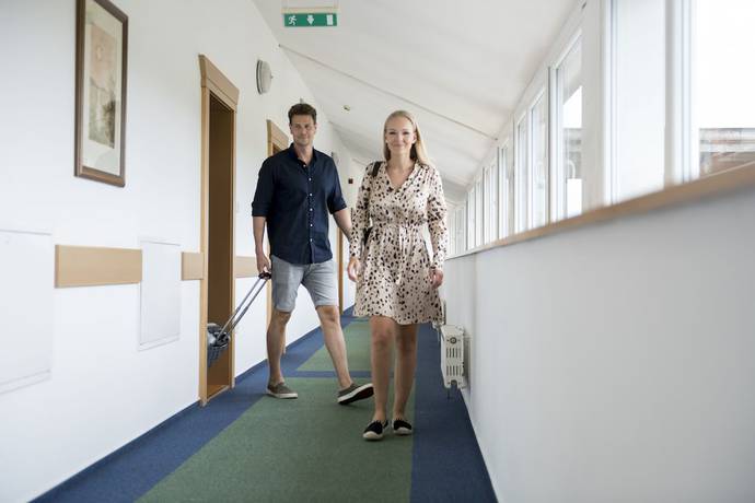 Imagen de la habitación del Hotel Marina Port. Foto 6