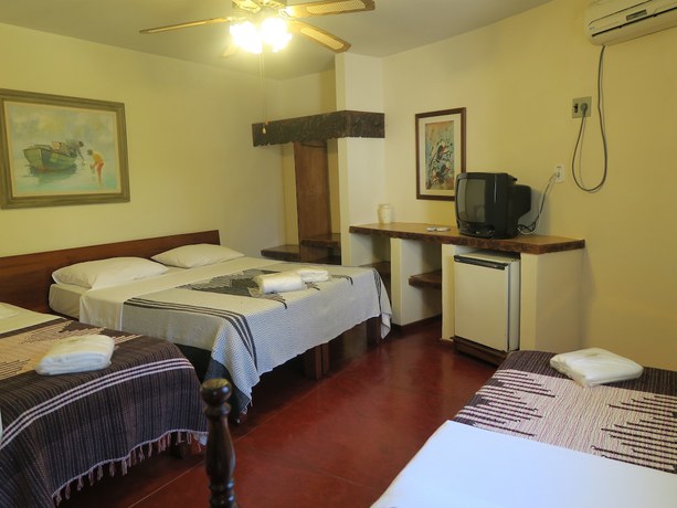 Imagen de la habitación del Hotel Marina Porto Abrolhos. Foto 10