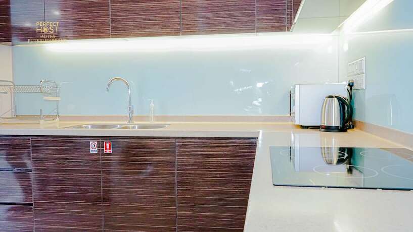 Imagen general del Hotel Marina Puteri Harbour Johor by Perfect Host. Foto 8