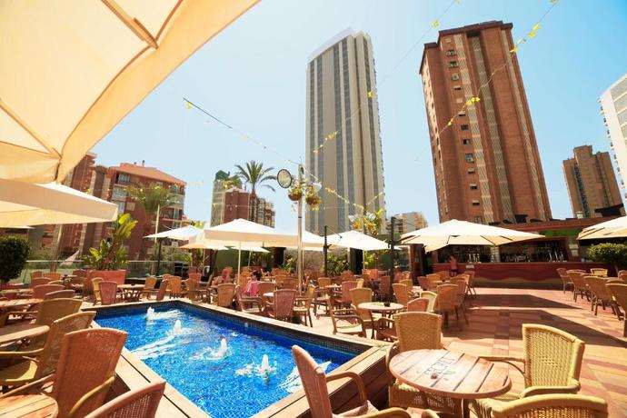 Imagen general del Hotel Marina Resort Benidorm - The Original Benidorm Vibe. Foto 11