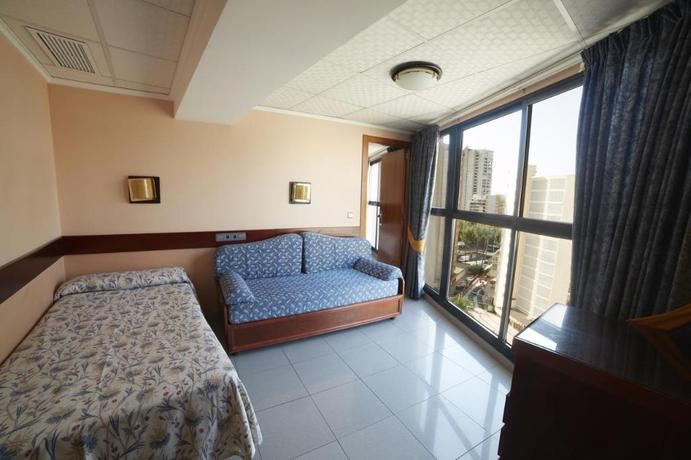 Imagen general del Hotel Marina Resort Benidorm - The Original Benidorm Vibe. Foto 15