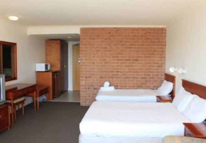 Imagen de la habitación del Hotel Marina Resort. Foto 6