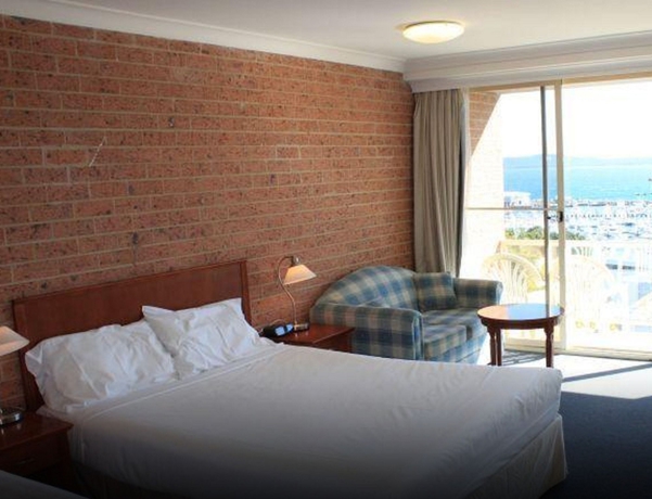 Imagen de la habitación del Hotel Marina Resort. Foto 7