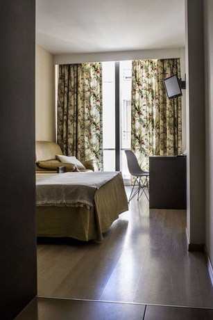 Imagen de la habitación del Hotel Marina, Roses. Foto 12