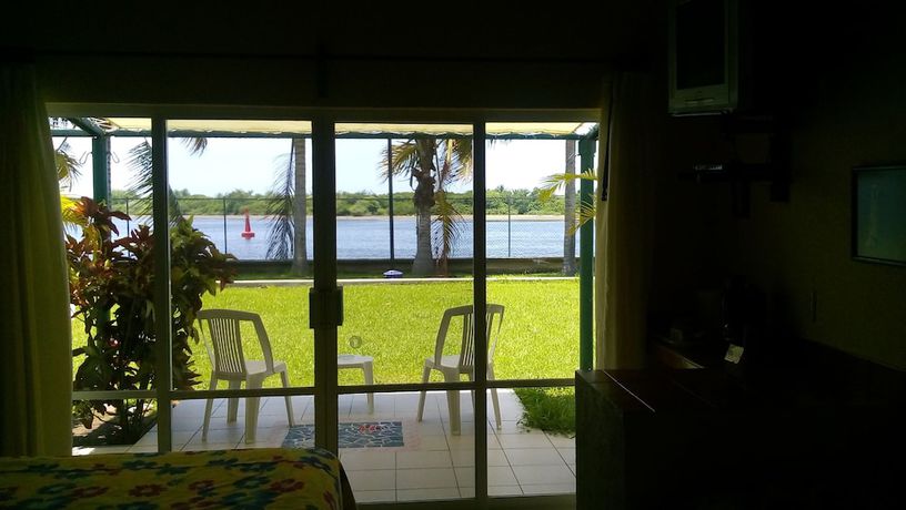 Imagen de la habitación del Hotel Marina San Blas. Foto 8